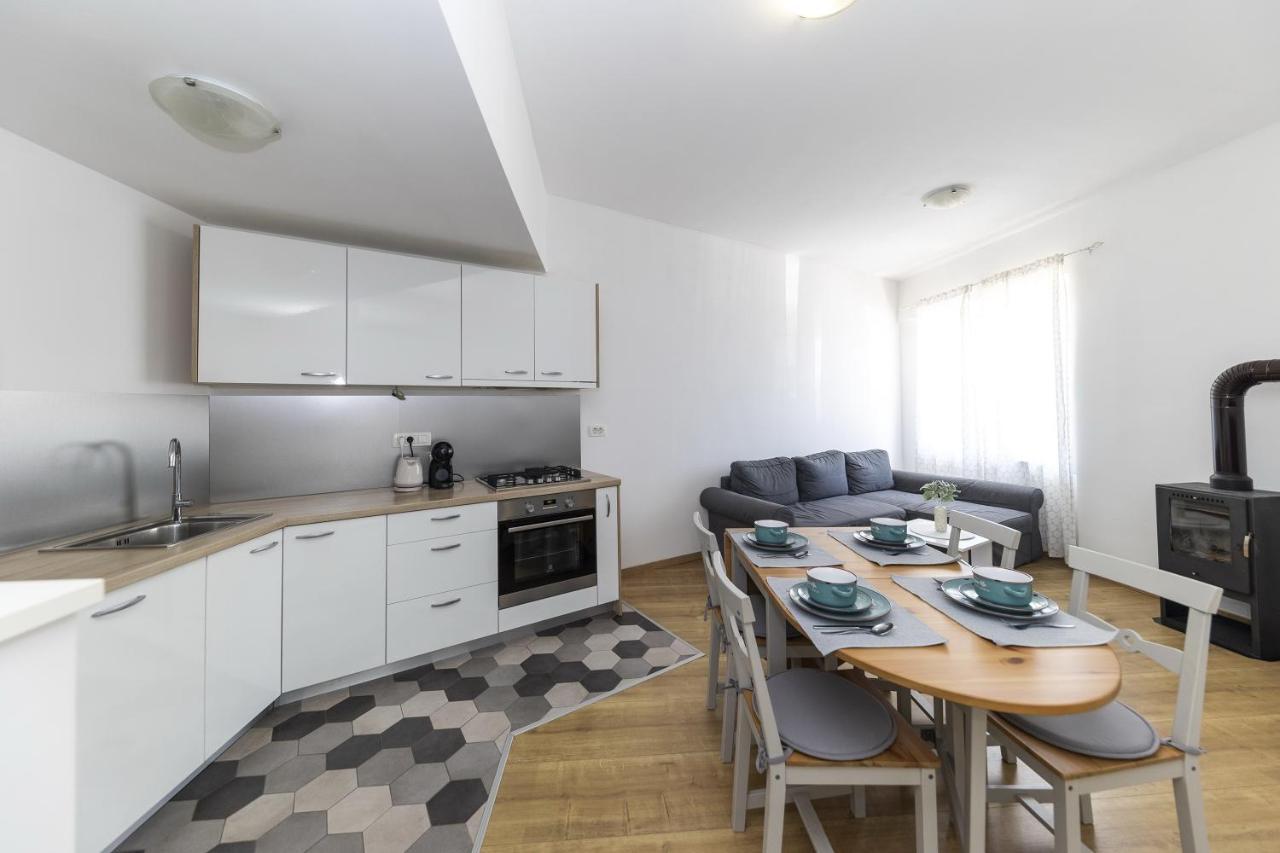 Apartments 23 And 25 With Free Private Parking Zadar Exteriér fotografie